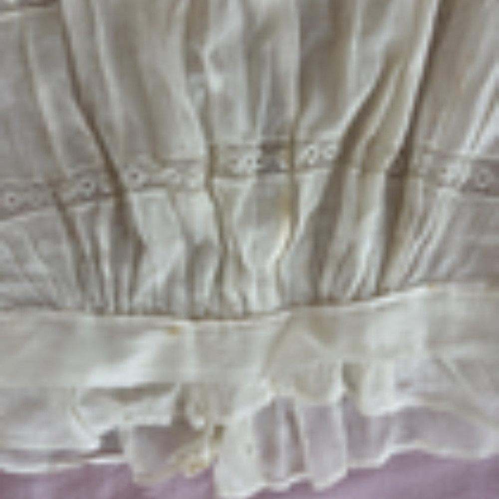 Charming Victorian Children's Long Sleeve Top with Gorgeous Lace and Ruffle - Picture 4 of 6